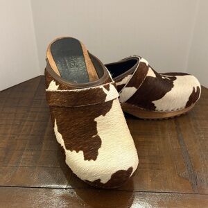 Sanita Black and Brown Clogs